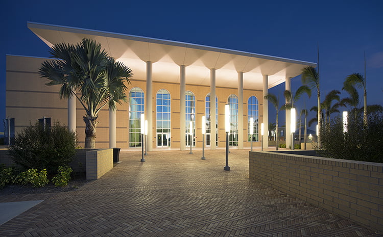 Top 5 Things to Do in Venice, Florida - Venice Performing Arts Center