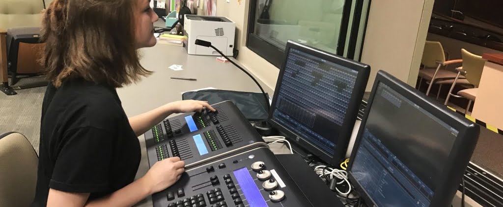 One of VIPA’s 2017/2018 Apprentices, Teagan, assisting in a soundcheck.